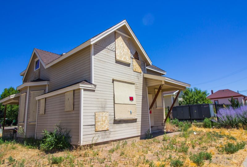 Window Boarding Service in Overland Park, KS